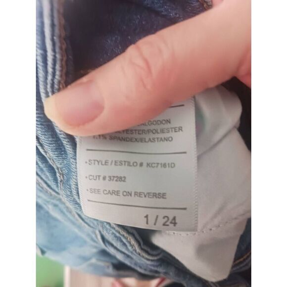 Kancan Juniors 1 / 24 distressed Jegging - Picture 3 of 4